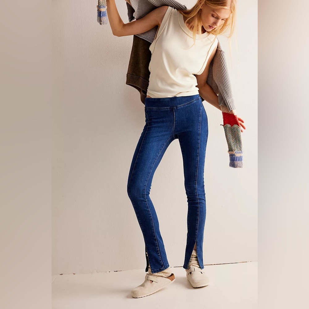 🦋FREE PEOPLE WE THE FREE DOUBLE DUTCH PULL ON SLIT SKINNY JEANS M